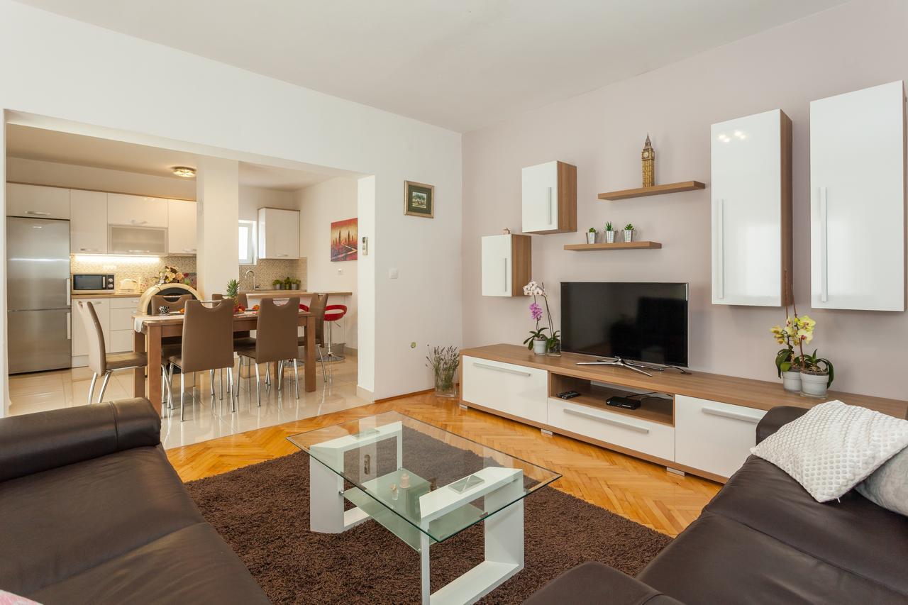 Apartment Klara Biograd Na Moru Exterior photo